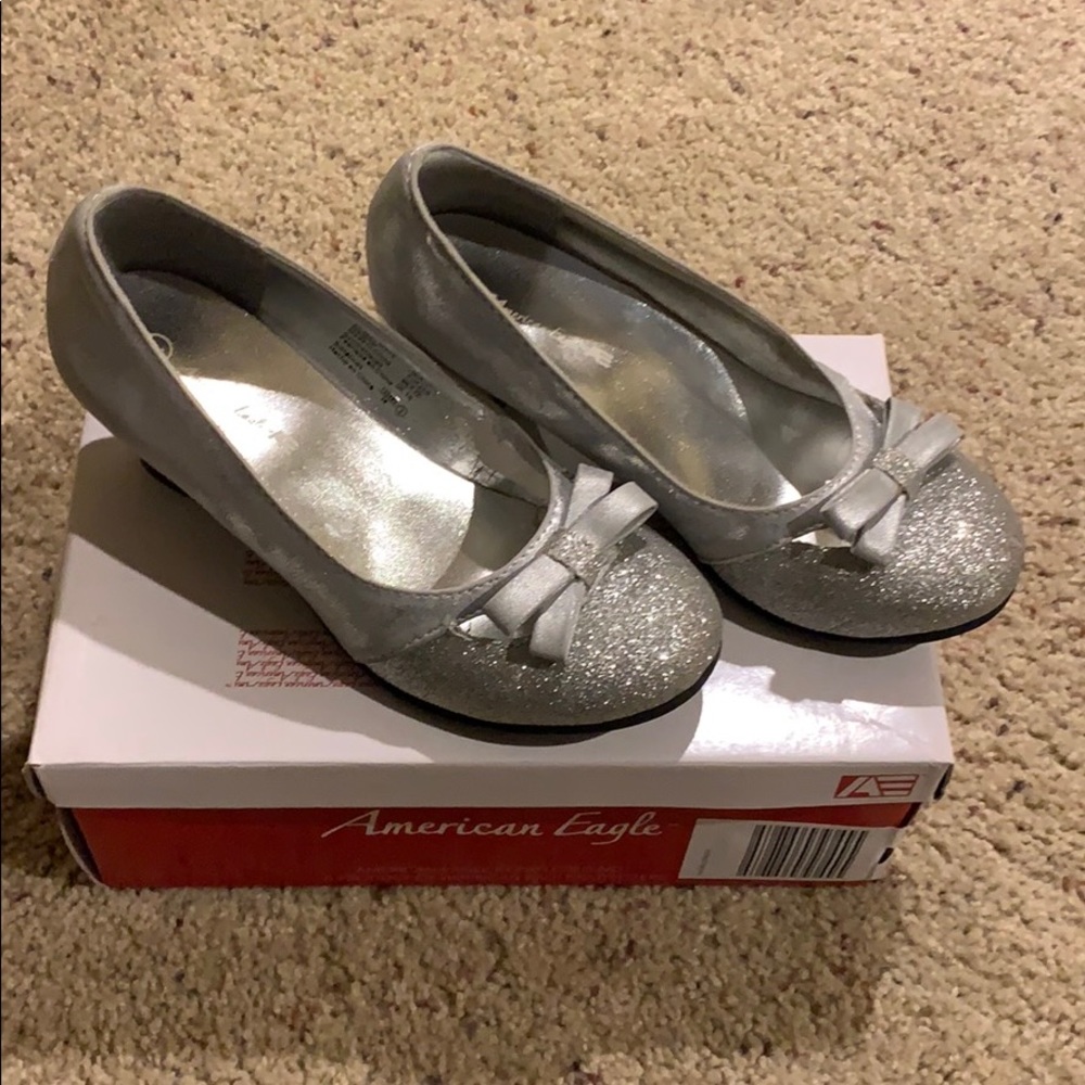 Small heel shoe